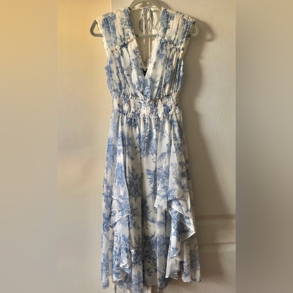 BCBG Max Azria Floral Print Sleeveless Midi Dress- New Without Tag Size S - Picture 3 of 6